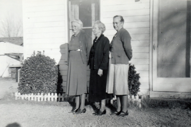 Armelda Damron & Two Sisters 1961